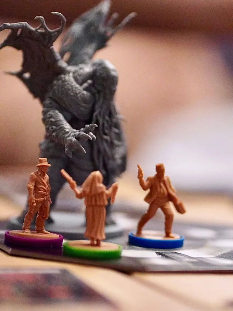 Figurines de Donjons et Dragons sur plateau de jeu de rôle, soirée ludique au café de l'imaginaire Je(u) Rêve à Brest, librairie